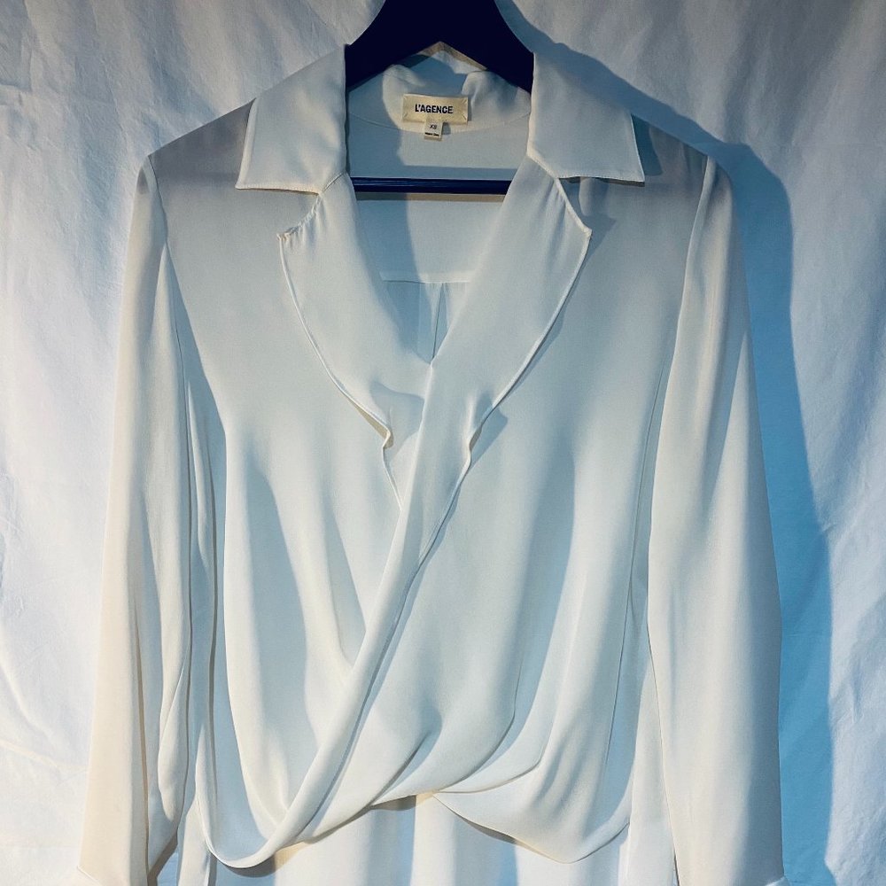 L'AGENCE | Cream Silk Blouse
